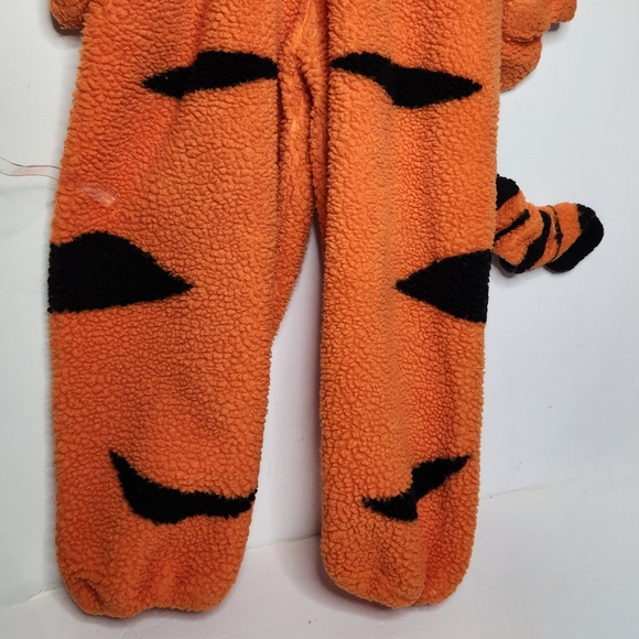 Disney Store Talking Tigger Plush Costume Adult Size XL Halloween Cosplay - Picture 4 of 16
